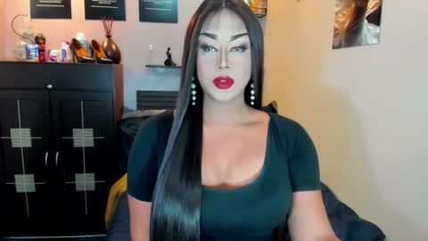 Snapshot of tsmamahmerslove chatting on 22, 6, 2026 Nicoleeee online show from 22, 6, 2026