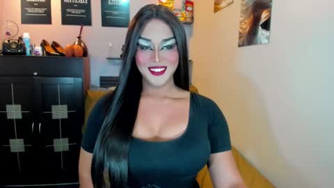 Snapshot of tsmamahmerslove chatting on 20, 7, 2026 Nicoleeee online show from 20, 7, 2026