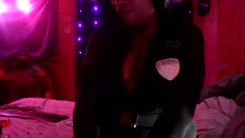 Snapshot of tsnitra chatting on 25, 10, 2025 TsNitra online show from 25, 10, 2025