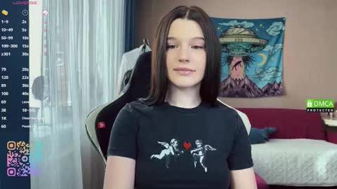 Snapshot of tsukuemi_no_mikoto chatting on 2, 3, 2026 Sonya on vacation until online show from 2, 3, 2026