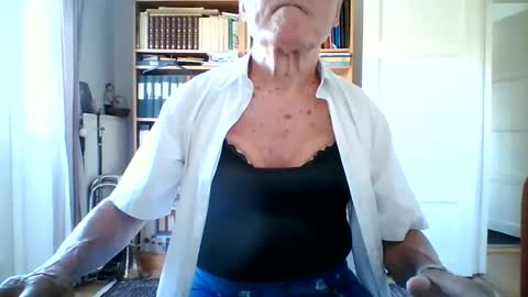 FINN but call me NANNA online show from 21, 6, 2026