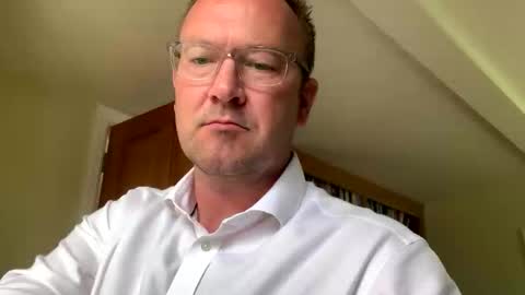 tugger206762 online show from 1, 6, 2026