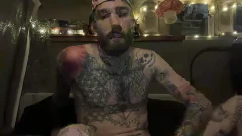 Tuhands online show from 8, 3, 2025