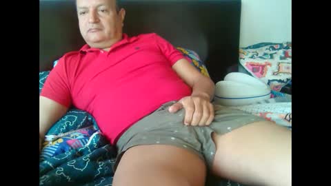 Snapshot of tuserasmia chatting on 18, 1, 2025 Mario Ramirez online show from 18, 1, 2025