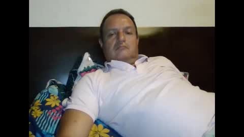Snapshot of tuserasmia chatting on 5, 2, 2025 Mario Ramirez online show from 5, 2, 2025
