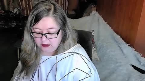 Snapshot of tviks chatting on 15, 1, 2025 Lana online show from 15, 1, 2025