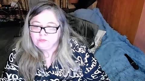 Snapshot of tviks chatting on 11, 2, 2025 Lana online show from 11, 2, 2025