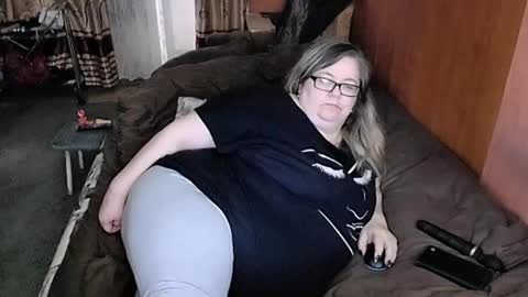 Snapshot of tviks chatting on 18, 2, 2025 Lana online show from 18, 2, 2025