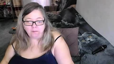 Lana online show from 5, 5, 2026
