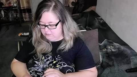 Lana online show from 10, 5, 2026