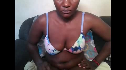 twerker_lyly online show from 5, 12, 2025