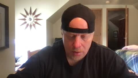 Snapshot of twiinsoul chatting on 4, 1, 2025 twiinsoul online show from 4, 1, 2025