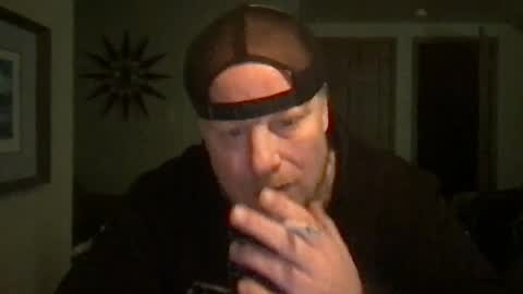 Snapshot of twiinsoul chatting on 8, 1, 2025 twiinsoul online show from 8, 1, 2025