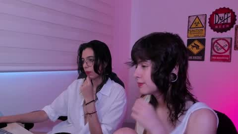 Snapshot of twilightmuses chatting on 23, 2, 2026 Eve Lili online show from 23, 2, 2026