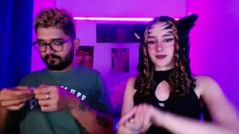 TwinFlamesXX online show from 16, 9, 2025