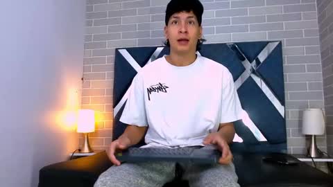 Snapshot of twink_bunny chatting on 27, 9, 2025 samu online show from 27, 9, 2025