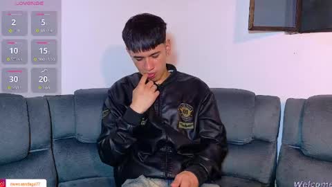 Snapshot of twink_daren chatting on 16, 4, 2026 Mr Daren online show from 16, 4, 2026