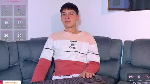 Snapshot of twink_daren chatting on 27, 4, 2026 Mr Daren online show from 27, 4, 2026