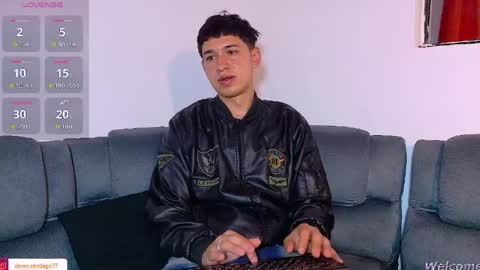 Snapshot of twink_daren chatting on 16, 5, 2026 Mr Daren online show from 16, 5, 2026