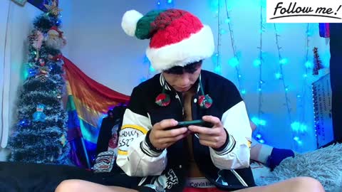 Snapshot of twink_sebas_ chatting on 24, 12, 2024 Bad boy sebastian online show from 24, 12, 2024