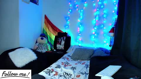 Snapshot of twink_sebas_ chatting on 3, 1, 2025 Bad boy sebastian online show from 3, 1, 2025