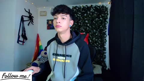 Snapshot of twink_sebas_ chatting on 20, 1, 2025 Bad boy sebastian online show from 20, 1, 2025