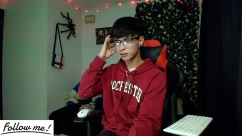 Snapshot of twink_sebas_ chatting on 22, 1, 2025 Bad boy sebastian online show from 22, 1, 2025