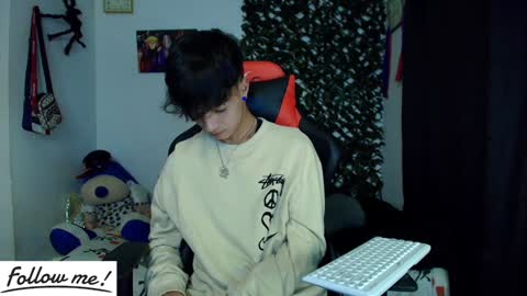 Snapshot of twink_sebas_ chatting on 29, 1, 2025 Bad boy sebastian online show from 29, 1, 2025