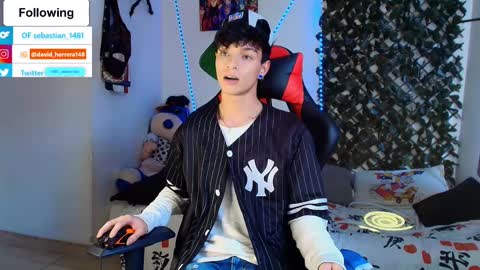 Snapshot of twink_sebas_ chatting on 8, 3, 2025 Bad boy sebastian online show from 8, 3, 2025