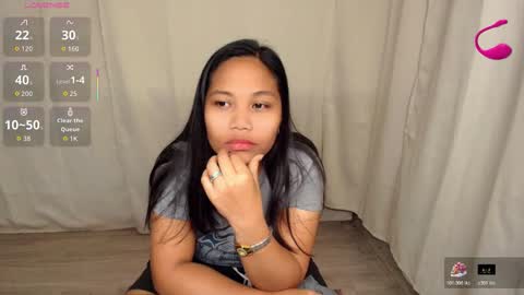 Snapshot of twinkle_purplemelon chatting on 13, 2, 2026 twinkle_purplemelon online show from 13, 2, 2026