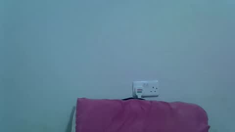 Snapshot of twinkle_tia chatting on 23, 10, 2025 BABY TIA online show from 23, 10, 2025