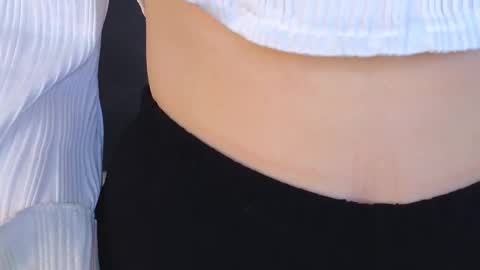 twinklefluff online show from 8, 3, 2025