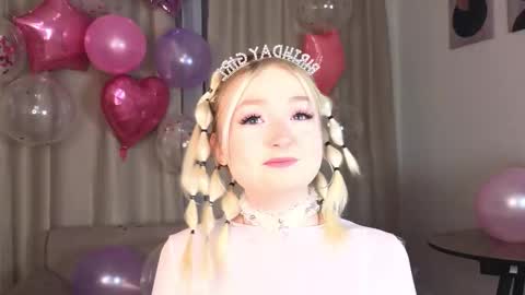 twinklefluff online show from 27, 11, 2025