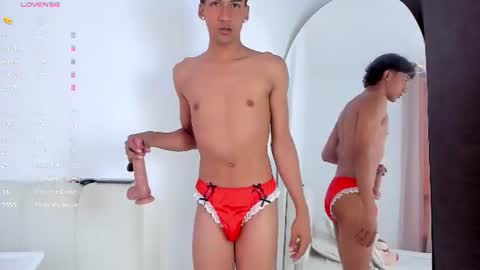 twinksboys_23 online show from 18, 6, 2026