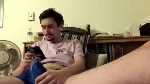 TwinkyMcgee online show from 14, 10, 2025