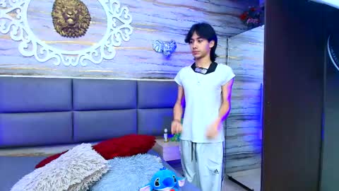 twinslovers_ online show from 28, 10, 2025