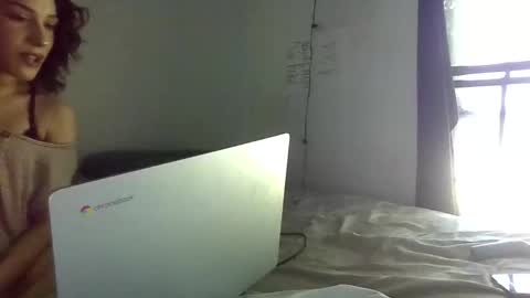 twizzytoxic22 online show from 3, 10, 2025