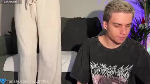 Molly and Nick online show from 23, 2, 2026