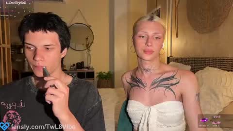 Molly and Nick online show from 30, 4, 2026
