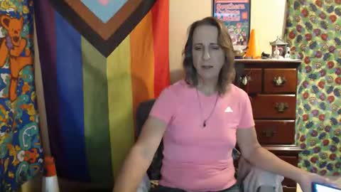 twocumkerry online show from 4, 6, 2026