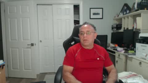 Twopeopleinlove online show from 9, 10, 2025