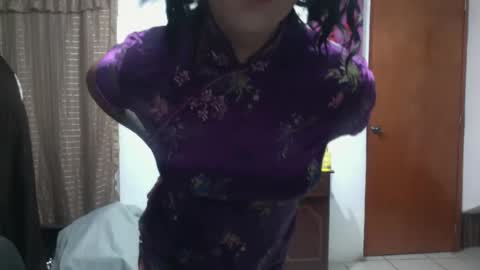 Snapshot of txina chatting on 27, 12, 2024 Xina Lane online show from 27, 12, 2024