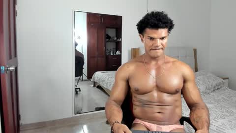 Yorquis Guzman online show from 28, 2, 2026