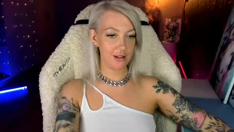 Miley online show from 27, 4, 2026