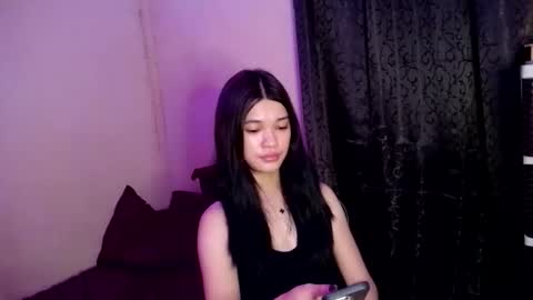 Snapshot of tyladine chatting on 17, 10, 2025 tyladine online show from 17, 10, 2025