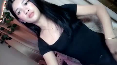 Snapshot of tyladine chatting on 8, 11, 2025 tyladine online show from 8, 11, 2025