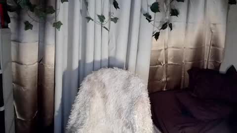 Snapshot of tyladine chatting on 9, 11, 2025 tyladine online show from 9, 11, 2025