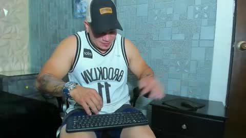 Tyleer Scot online show from 24, 3, 2026