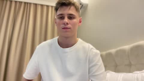 tyler_garrner online show from 13, 9, 2025