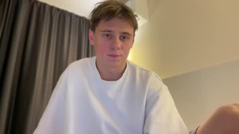 tyler_garrner online show from 16, 10, 2025